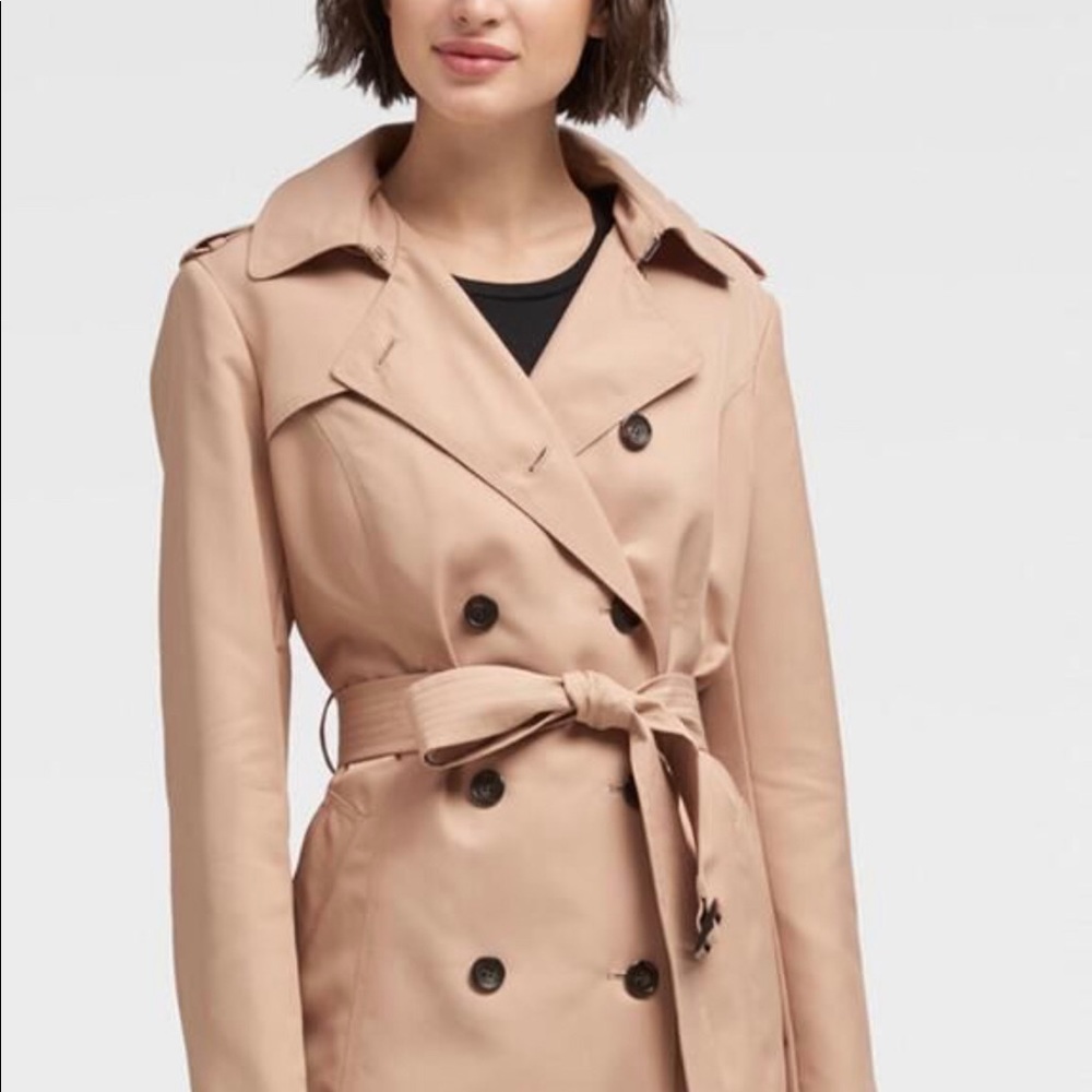 DKNY Trenchcoat GUC